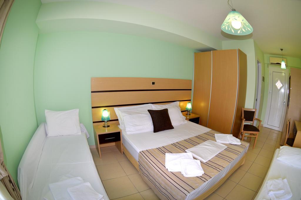 Phoenix Studios Sarti Extérieur photo