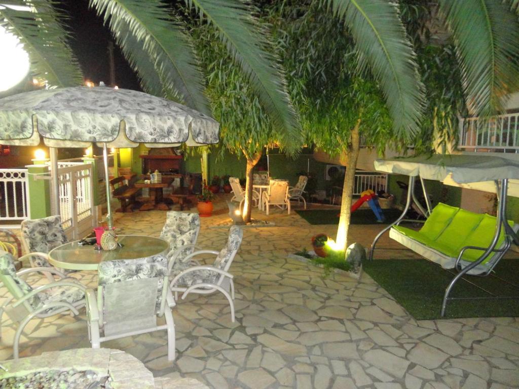 Phoenix Studios Sarti Extérieur photo