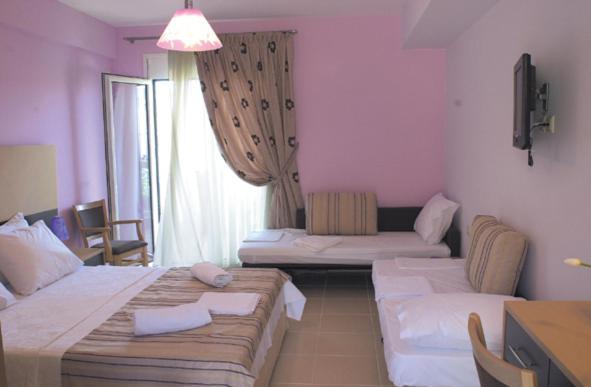 Phoenix Studios Sarti Chambre photo